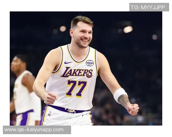 东契奇坦言球队分享球意图强烈但失误频繁影响进攻效率