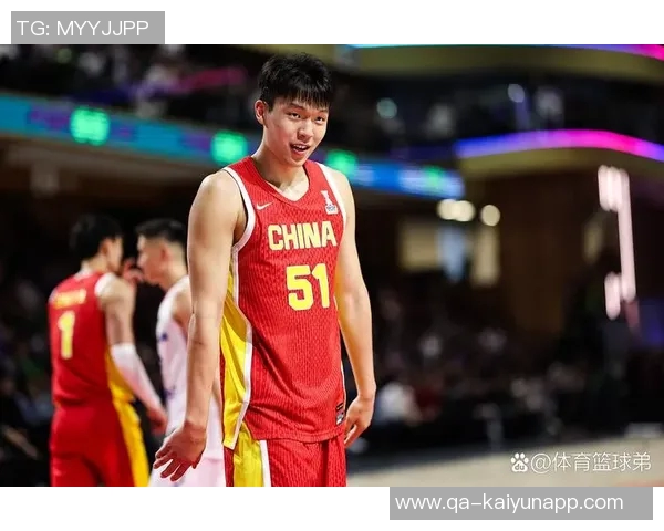 杨瀚森坦言防守不足并强调英语水平需提升与主帅积极沟通