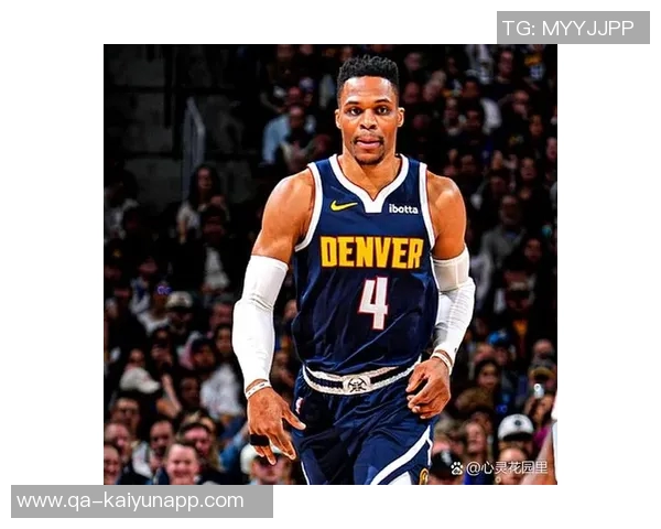 希罗表现平平17投6中三分命中率高但正负值全队最低